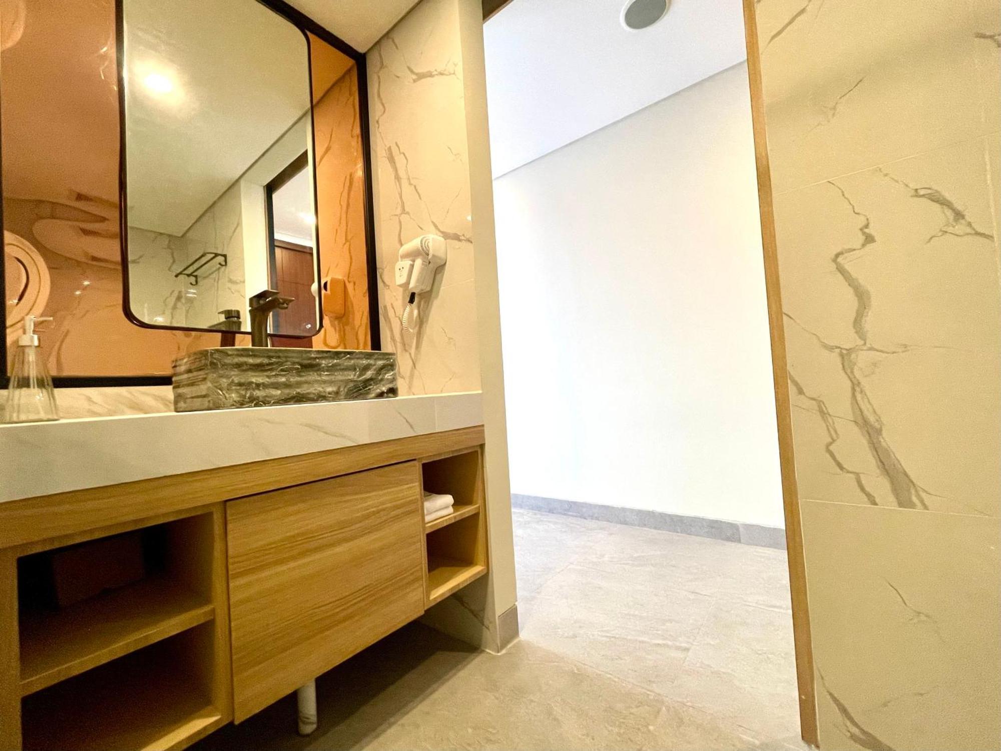 Anaya Hotel Canggu Bagian luar foto
